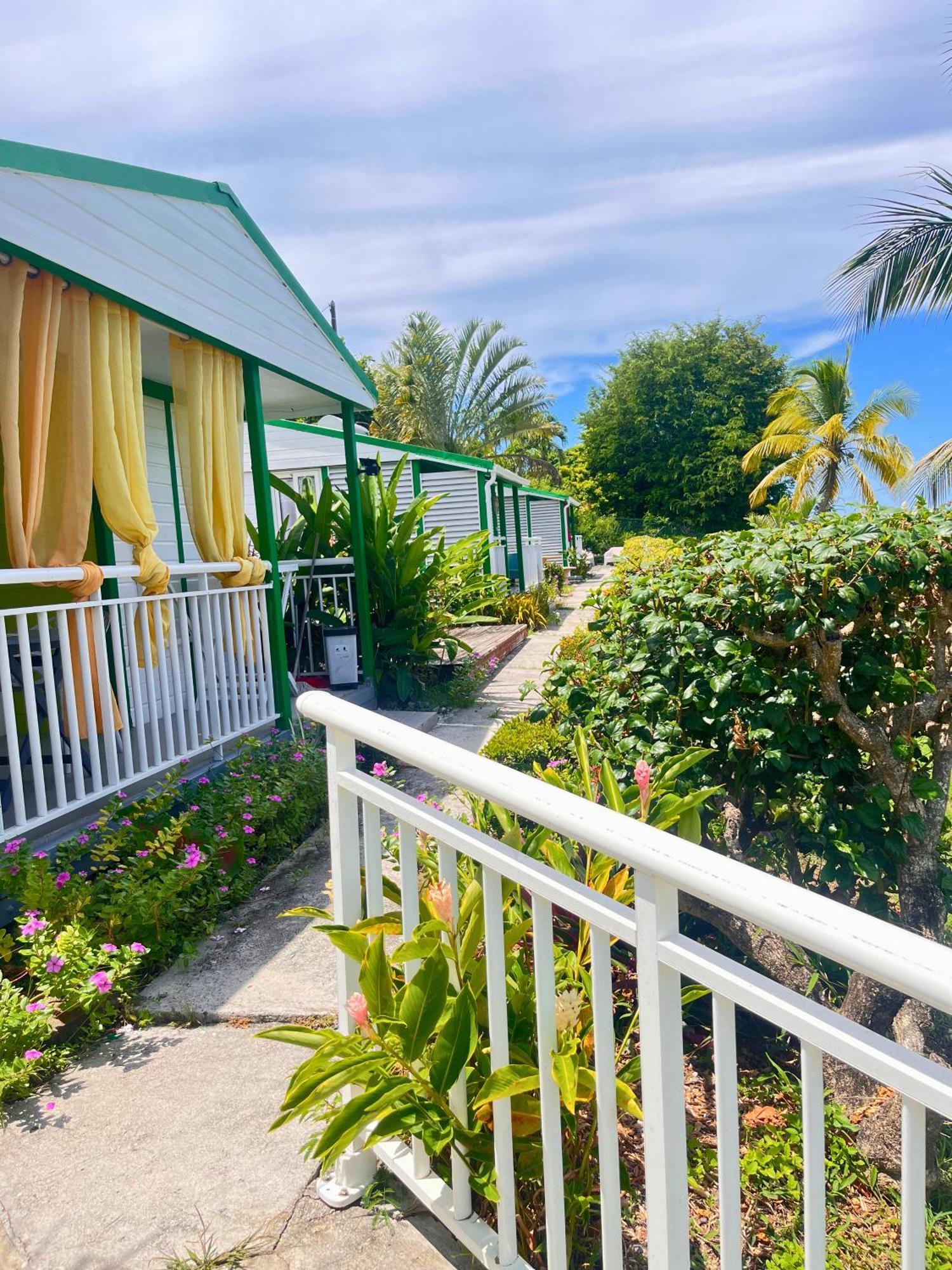 Les Algues De La Chapelle Apartment Anse-Bertrand Exterior photo