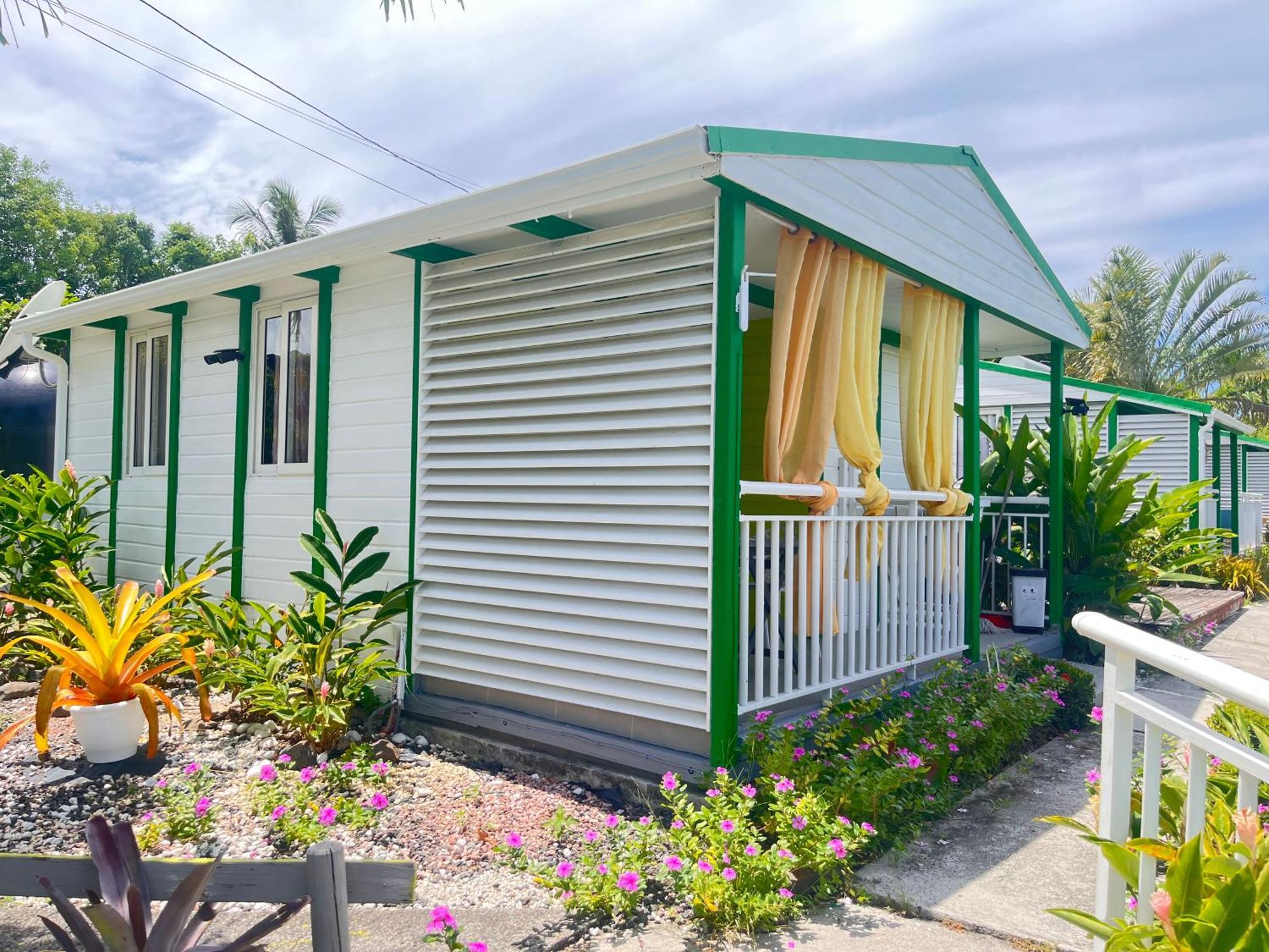 Les Algues De La Chapelle Apartment Anse-Bertrand Exterior photo