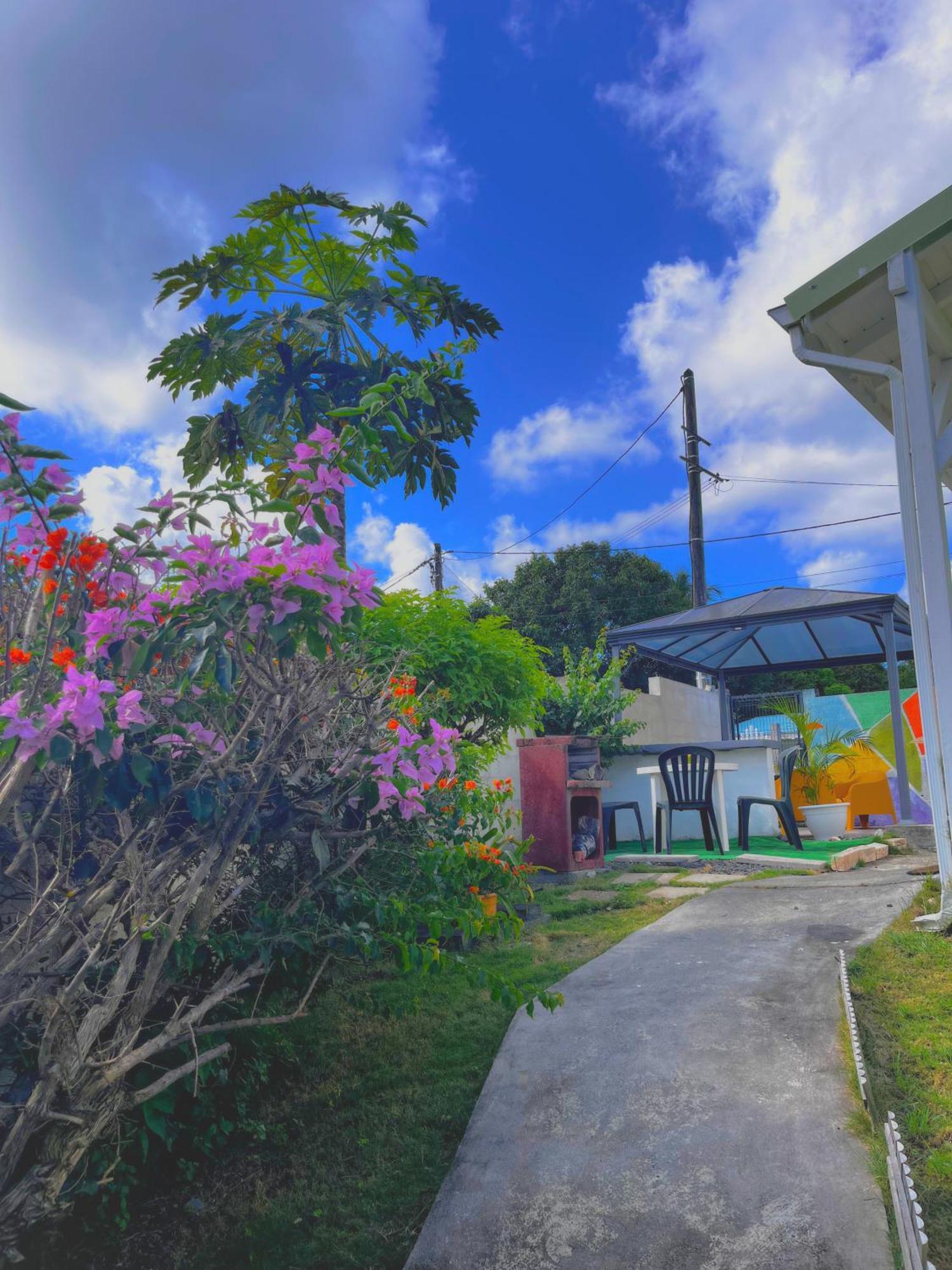 Les Algues De La Chapelle Apartment Anse-Bertrand Exterior photo